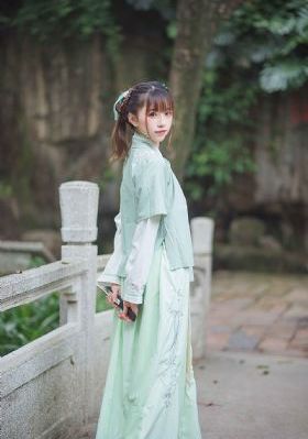 chinese国产打屁股实践_BD英语超清在线观看