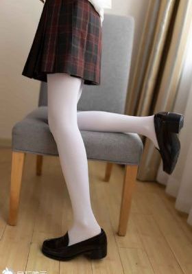 国产女教师精品久久久av_DVD免费播放